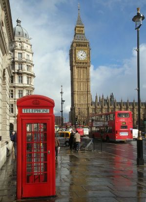 London_Big_Ben_Phone_box.jpg